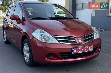 Хетчбек Nissan TIIDA 2011 в Луцьку