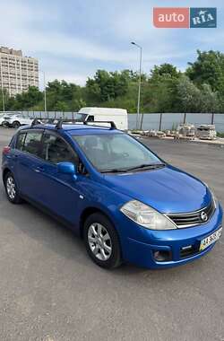Хэтчбек Nissan TIIDA 2009 в Киеве