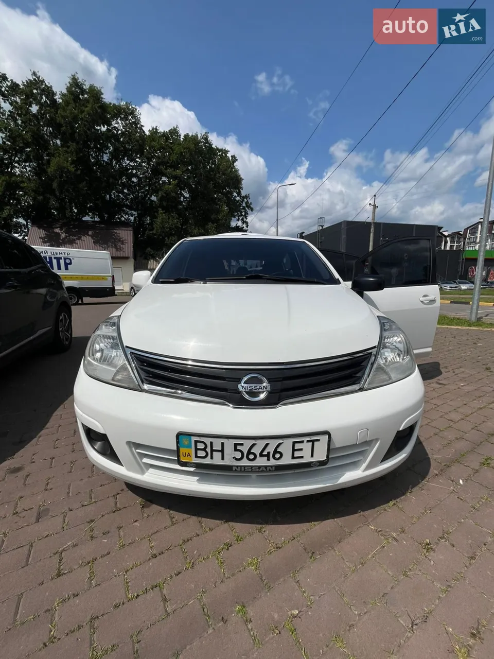 2011 Nissan Tiida - мініатюра 16