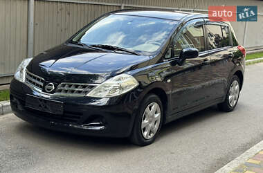 Хетчбек Nissan TIIDA 2012 в Києві