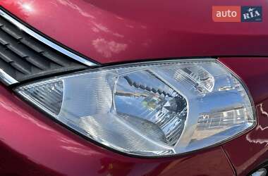 Седан Nissan TIIDA 2008 в 
