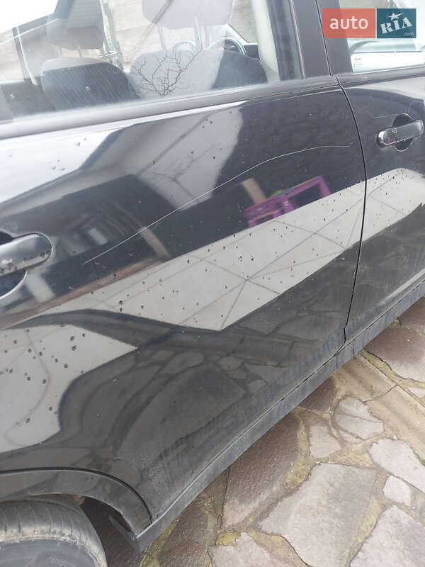 Хэтчбек Nissan TIIDA 2007 в Черновцах фото 9 Хэтчбек Nissan TIIDA 2007 в Черновцах