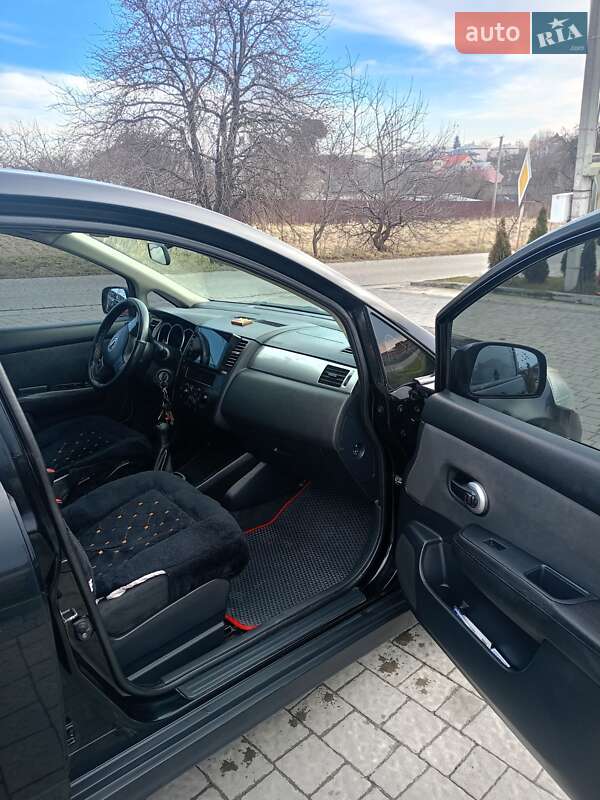 Хетчбек Nissan TIIDA 2008 в Львові