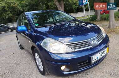 Хетчбек Nissan TIIDA 2009 в Вінниці