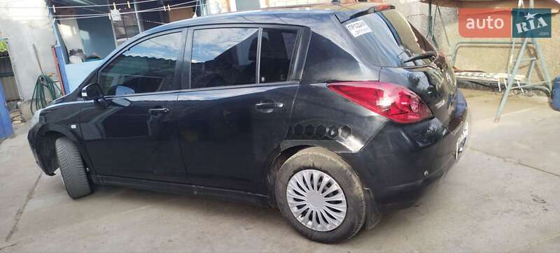 Хетчбек Nissan TIIDA 2007 в Миколаєві