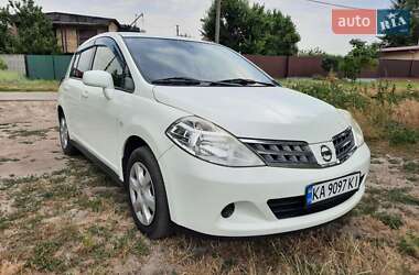 Хэтчбек Nissan TIIDA 2012 в Киеве