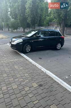 Хетчбек Nissan TIIDA 2008 в 