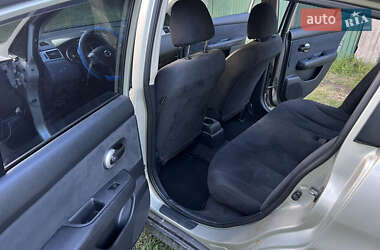 Хэтчбек Nissan TIIDA 2007 в Солотвине