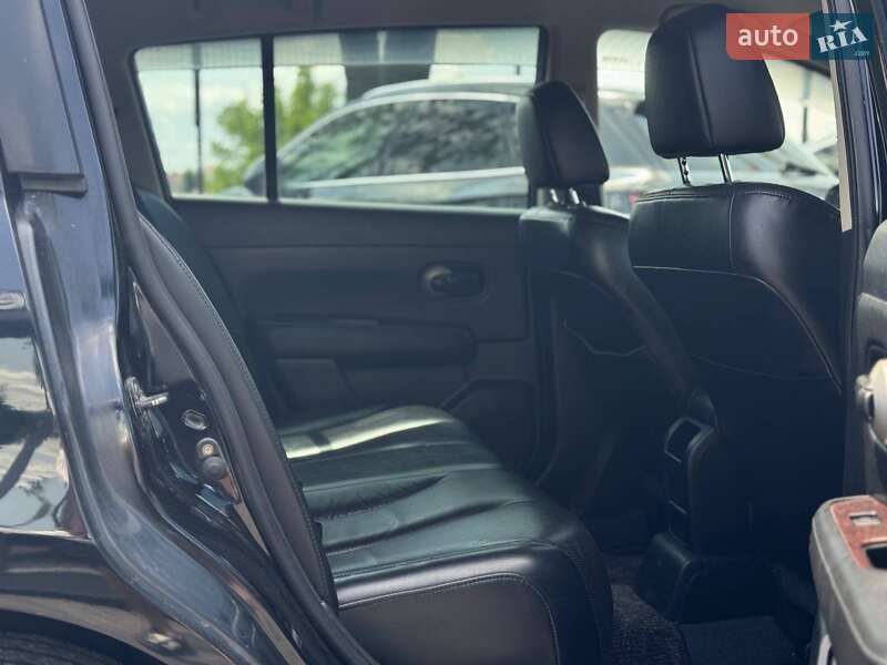 Хетчбек Nissan TIIDA 2009 в Львові