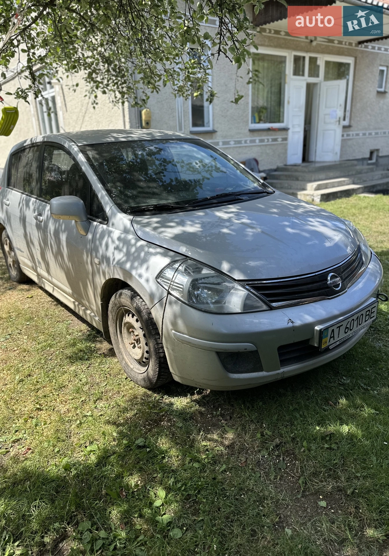 2012 Nissan Tiida - мініатюра 2