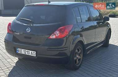 Хэтчбек Nissan TIIDA 2010 в Днепре