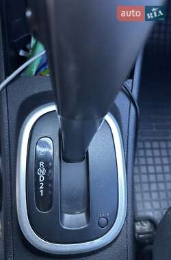 Хэтчбек Nissan TIIDA 2010 в Днепре