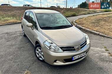Хетчбек Nissan TIIDA 2011 в Києві