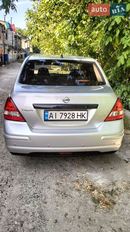 Седан Nissan TIIDA 2007 в Білій Церкві