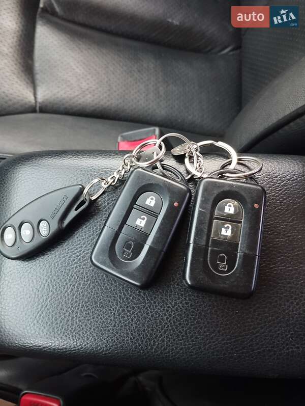 Седан Nissan TIIDA 2010 в Ковелі