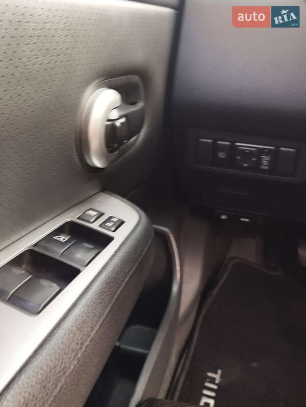 Седан Nissan TIIDA 2010 в Ковелі
