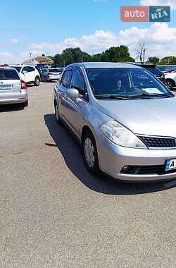 Седан Nissan TIIDA 2008 в Києві