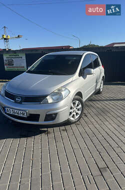 Хэтчбек Nissan TIIDA 2007 в Мукачево