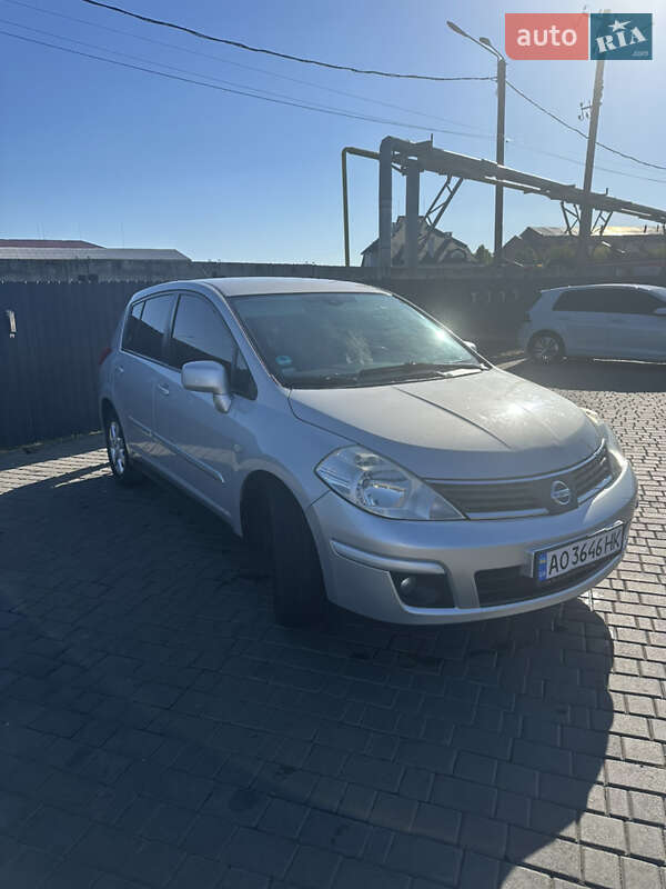 Хэтчбек Nissan TIIDA 2007 в Мукачево фото 3 Хэтчбек Nissan TIIDA 2007 в Мукачево