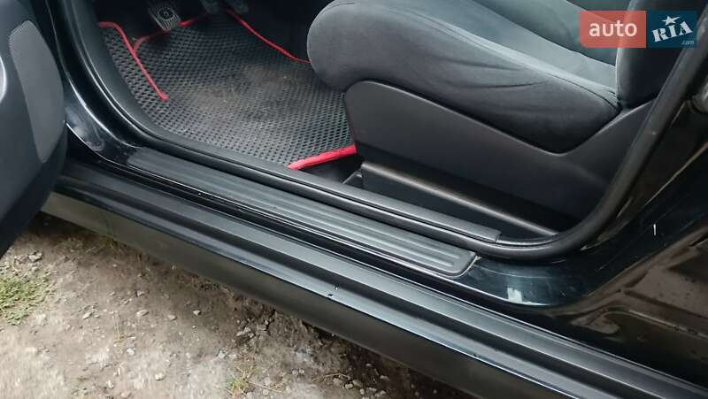 Хэтчбек Nissan TIIDA 2007 в Черкассах фото 3 Хэтчбек Nissan TIIDA 2007 в Черкассах