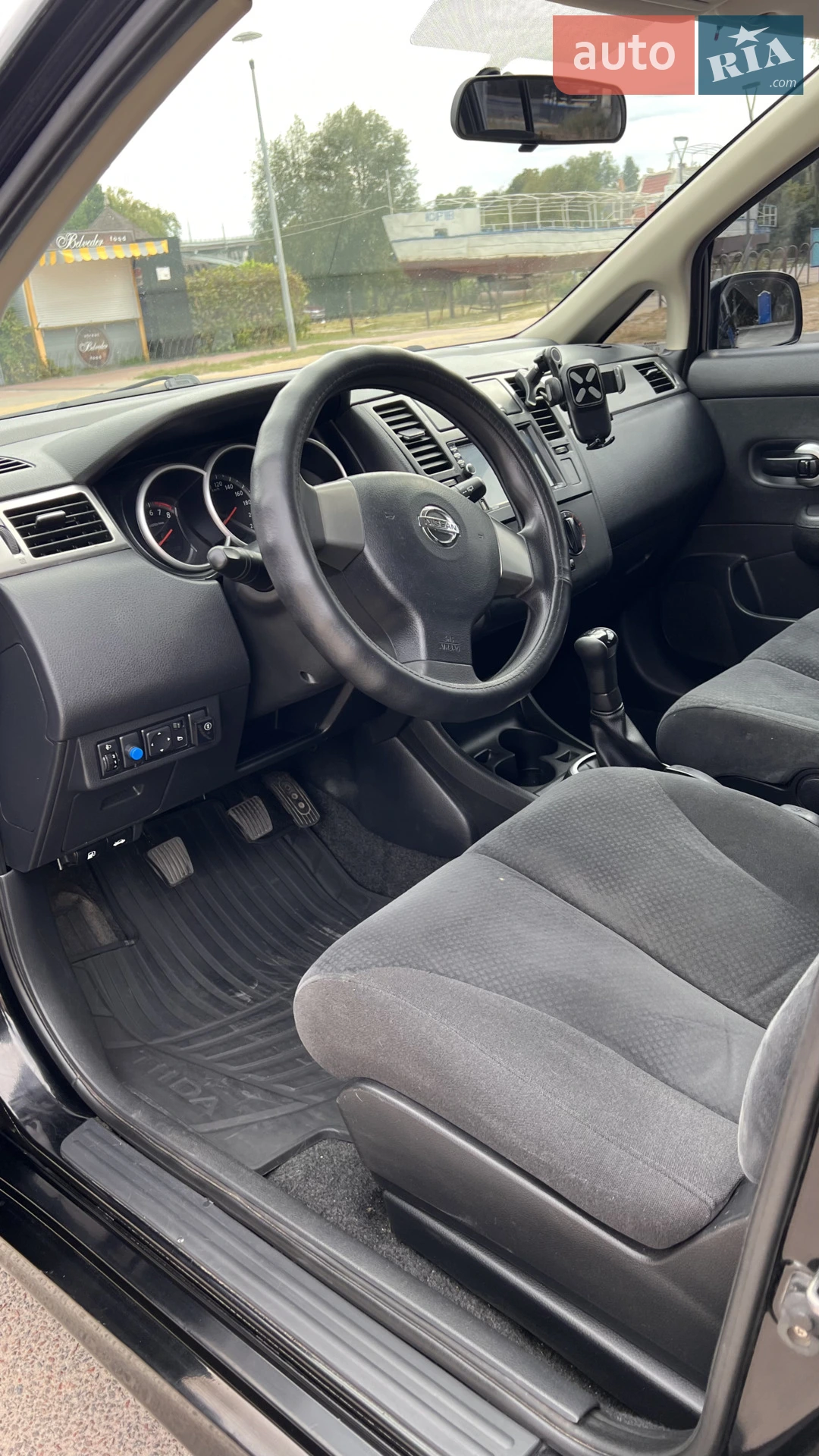 2013 Nissan Tiida - мініатюра 10