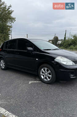 Хэтчбек Nissan TIIDA 2008 в Виннице