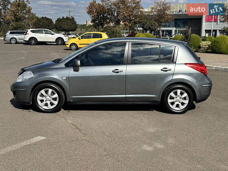 Хэтчбек Nissan TIIDA 2007 в Кривом Роге фото 9 Хэтчбек Nissan TIIDA 2007 в Кривом Роге