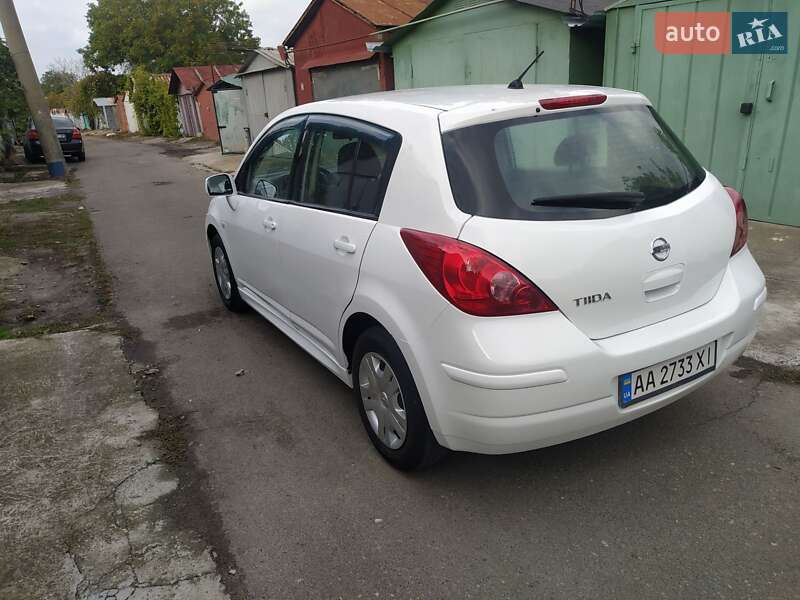 Хетчбек Nissan TIIDA 2013 в Одесі