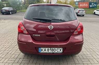 Хэтчбек Nissan TIIDA 2007 в 