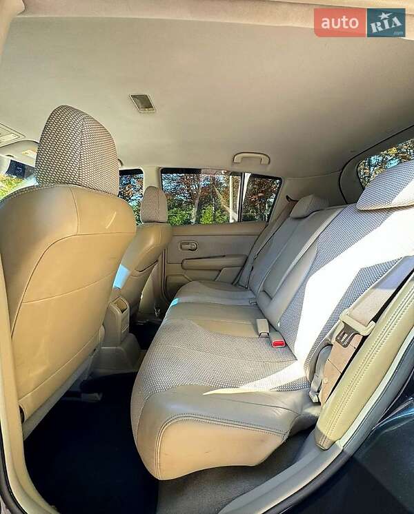 Хэтчбек Nissan TIIDA 2008 в Подольске фото 3 Хэтчбек Nissan TIIDA 2008 в Подольске