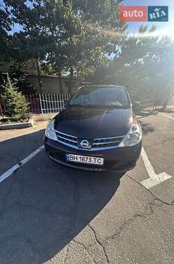 Хэтчбек Nissan TIIDA 2010 в Одессе