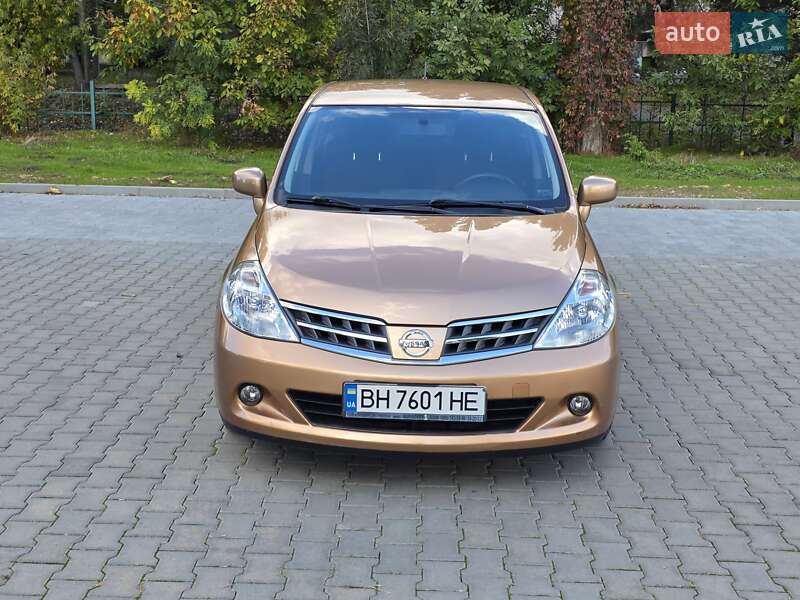 Хэтчбек Nissan TIIDA 2008 в Одессе фото 8 Хэтчбек Nissan TIIDA 2008 в Одессе