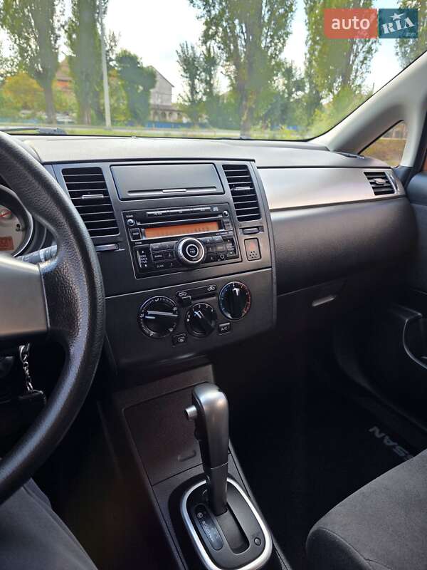 Хэтчбек Nissan TIIDA 2008 в Одессе фото 15 Хэтчбек Nissan TIIDA 2008 в Одессе