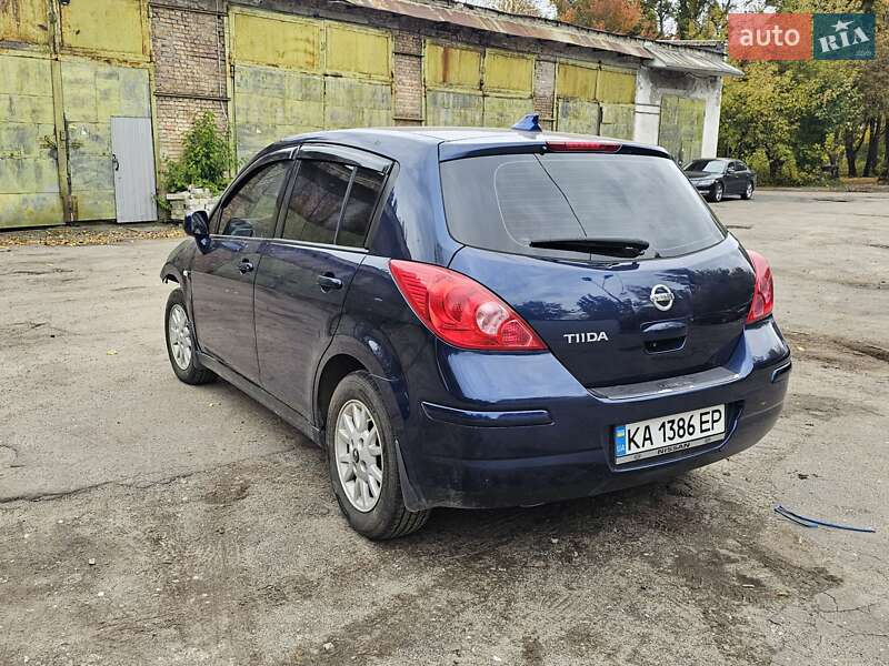 Хетчбек Nissan TIIDA 2007 в Києві фото 9 Хетчбек Nissan TIIDA 2007 в Києві