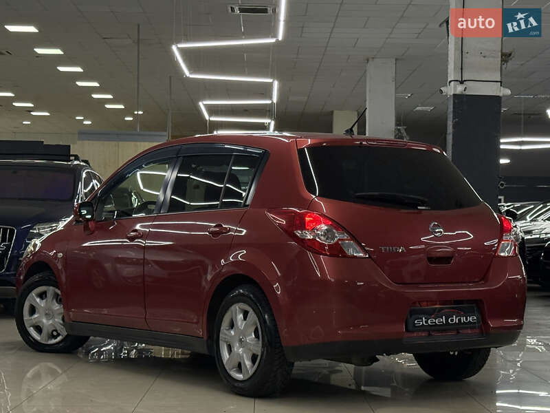 Хетчбек Nissan TIIDA 2010 в Миколаєві фото 12 Хетчбек Nissan TIIDA 2010 в Миколаєві
