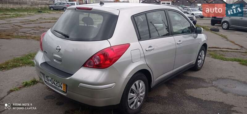 Хэтчбек Nissan TIIDA 2008 в Виннице