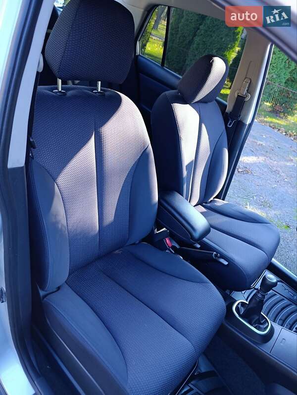 Седан Nissan TIIDA 2008 в Хмельницком фото 29 Седан Nissan TIIDA 2008 в Хмельницком