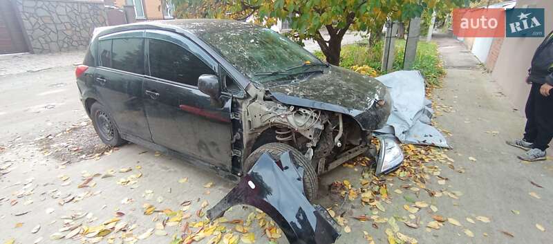 Хэтчбек Nissan TIIDA 2013 в Сумах