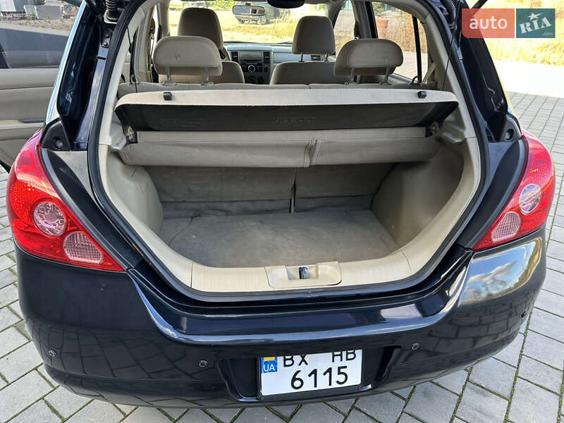 Хетчбек Nissan TIIDA 2008 в Хмельницькому