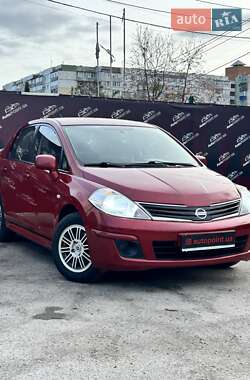 Седан Nissan TIIDA 2011 в Сумах