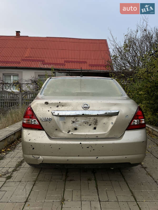 Седан Nissan TIIDA 2011 в Дружковке