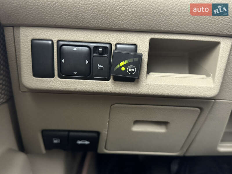 Седан Nissan TIIDA 2008 в Одессе