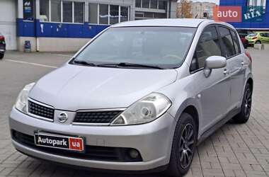 Хэтчбек Nissan TIIDA 2006 в Одессе