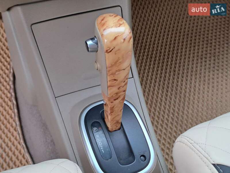 Хэтчбек Nissan TIIDA 2006 в Одессе