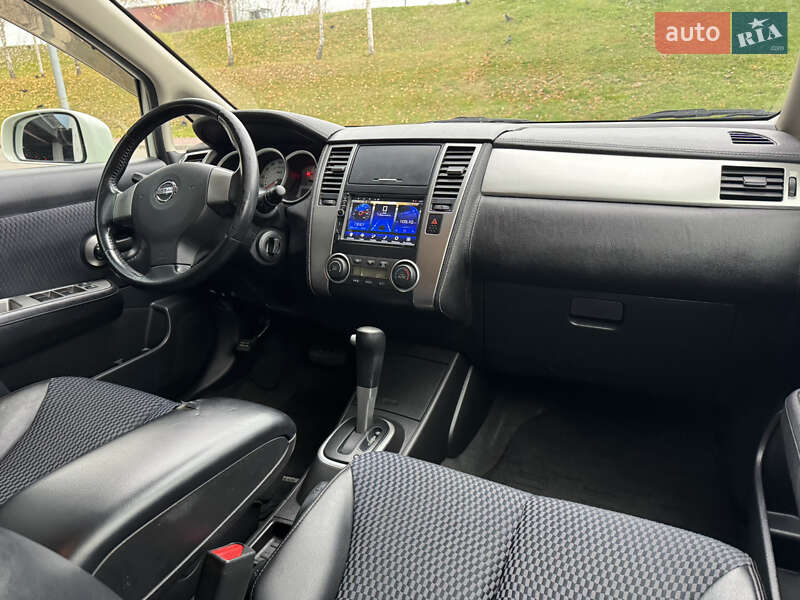 Хэтчбек Nissan TIIDA 2010 в Киеве фото 12 Хэтчбек Nissan TIIDA 2010 в Киеве
