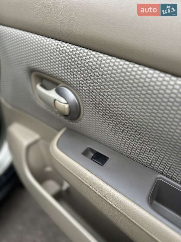 Седан Nissan TIIDA 2007 в Коломые фото 41 Седан Nissan TIIDA 2007 в Коломые