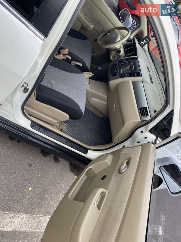 Седан Nissan TIIDA 2006 в Одесі фото 7 Седан Nissan TIIDA 2006 в Одесі