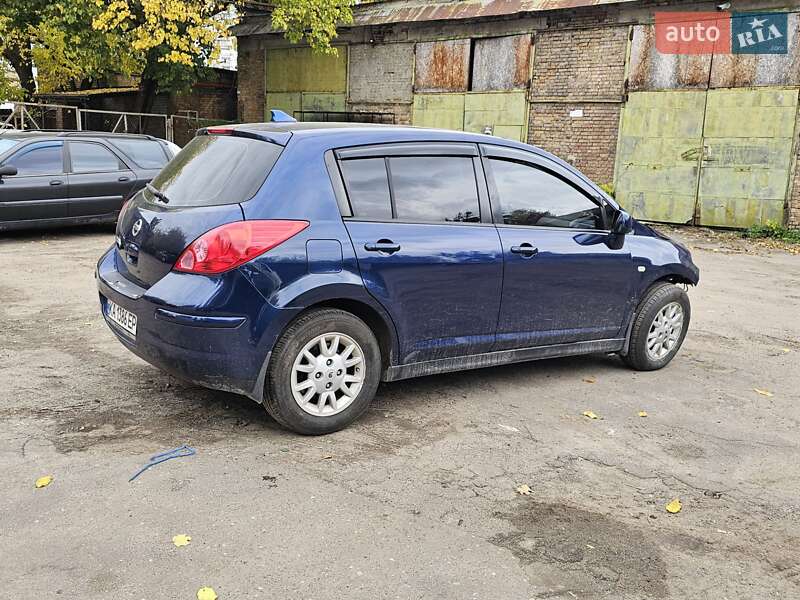 Хетчбек Nissan TIIDA 2007 в Києві