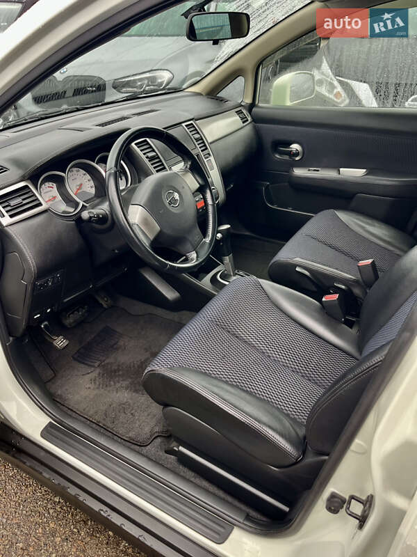 Хэтчбек Nissan TIIDA 2010 в Белой Церкви