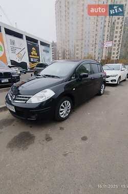 Хэтчбек Nissan TIIDA 2010 в Одессе
